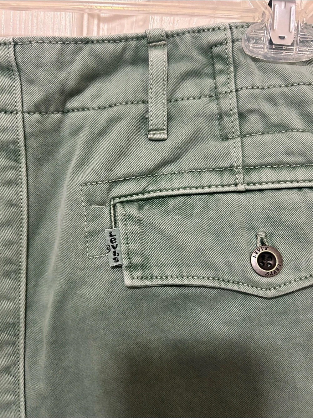 Levi’s Regular Fit Pigment Dye Shorts 32